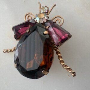 Whimsical beetle bug brooch-Gold tone metal-Amber/wine color glass stones